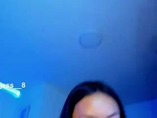 lauureen from camsoda