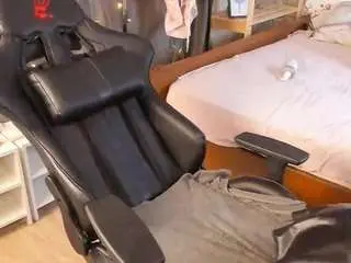 michelmomsen from camsoda