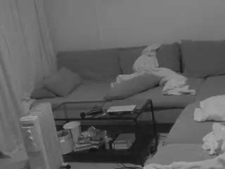 Camsoda Best Webcam of voyeurcam-julmodels-living-1