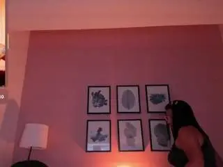 Camsoda Nude Webcam of sheyla-hills