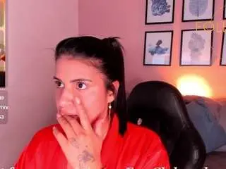 Camsoda Adult Webcams of sheyla-hills