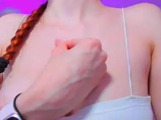 alyssiawonder from camsoda