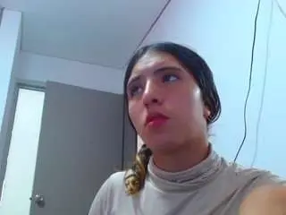 lucyy-start from camsoda