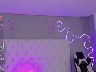 Camsoda Nude Webcam of emma-visconti