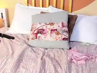 nicoleangels from camsoda