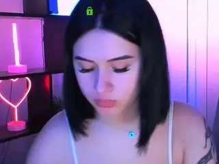 Camsoda Nude Webcam of ella-coco