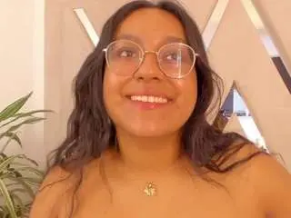 Camsoda Live Sex Cam of ella-montoya