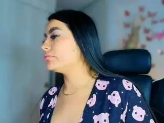 Camsoda Free Porn Cam of layla-nicols