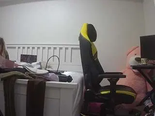 Camsoda Sex Cam of voyeurcam-sexy-little-ana-01