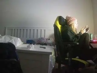 Camsoda Adult Video Chat of voyeurcam-sexy-little-ana-01