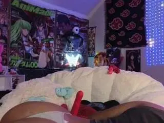 lovenzia from camsoda