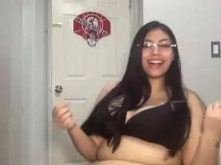 Camsoda Live Sex Cam of sarivelvet