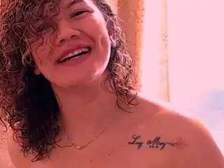 Camsoda Watch Live Sex Cams of sara-herreraa