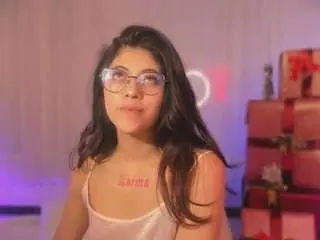 Camsoda Adult Webcams of corinne-benson