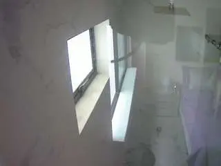 Camsoda Nude Webcam of voyeurcam-casa-salsa-bathroom-13