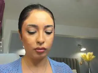 Camsoda Live Porn of awesome-jolie