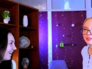 Camsoda Adult Webcams of mira-vibe