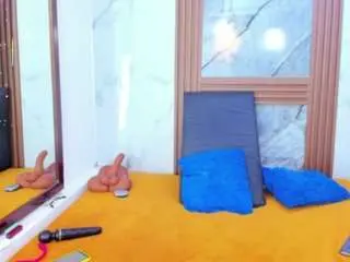 hannymansonh from camsoda