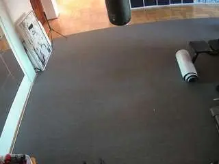 Camsoda Adult Webcams of voyeurcam-julmodels-living-5