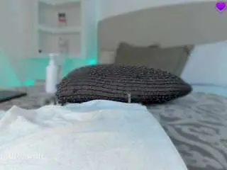 Camsoda Free Live Porn of maddy-hot