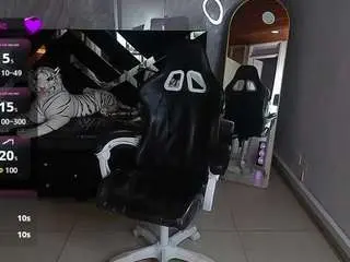 Camsoda Live Sex Cam of emily-cooper-a