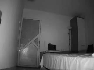 Camsoda Adult Video Chat of voyeurcam-charmhellen-kitchen