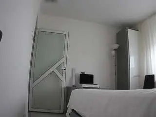 Camsoda Adult Video Chat of voyeurcam-charmhellen-kitchen