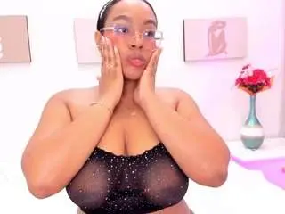 Camsoda Adult Webcam of esmeralda-bigbotty