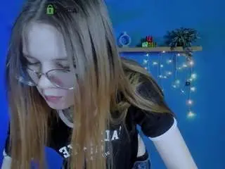 Camsoda Adult Video Chat of caroline-eclipse