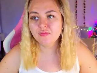 hornycakee from camsoda