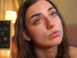 Camsoda Nude Webcam of roseleeraderstorf