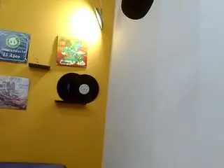 Camsoda Watch Live Sex Cams of skinnyverus18