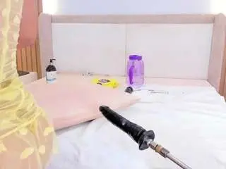 Camsoda Nude Webcam of katty-lorenz