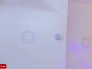 lilikiss from camsoda