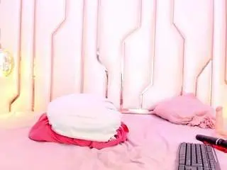 Camsoda Free Live Porn of miawestt