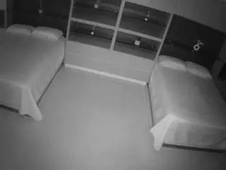 Camsoda Free Porn Cam of voyeurcam-casa-salsa-versus-room