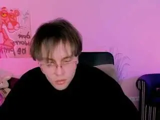 Camsoda Free Porn Cam of thomas-crow