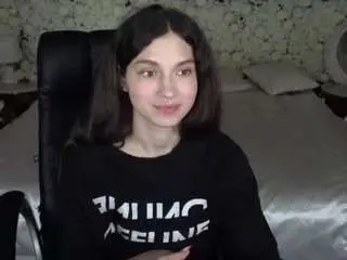 babyflowerss from camsoda