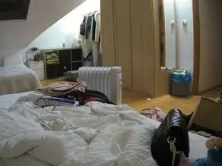 Camsoda Sex Cam of voyeurcam-julmodels-bed-1