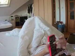 Camsoda Free Live Porn of voyeurcam-julmodels-bed-1