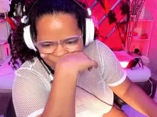 Camsoda Nude Webcam of mhia-rey