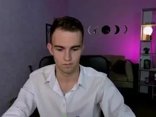 Camsoda Adult Webcams of pit-wetty