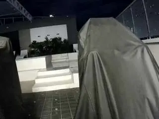 Camsoda Adult Webcams of voyeurcam-casa-salsa-gym-bike