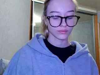 Camsoda Nude Webcam of cristinamee