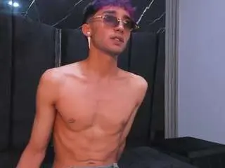 Camsoda Best live sex cam show of lauryandnarenn