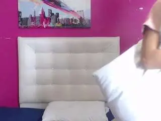 Camsoda Adult Video Chat of nextdoor-fantassy