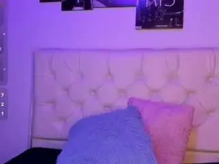 Camsoda Free Live Porn of roxxanne-bail