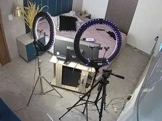 Camsoda Live Sex Cam of voyeurcam-casa-salsa-bedroom-8