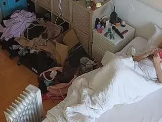 Camsoda Free Live Porn of voyeurcam-julmodels-bed-7