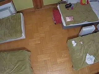 Camsoda Best Webcam of voyeurcam-julmodels-bed-7